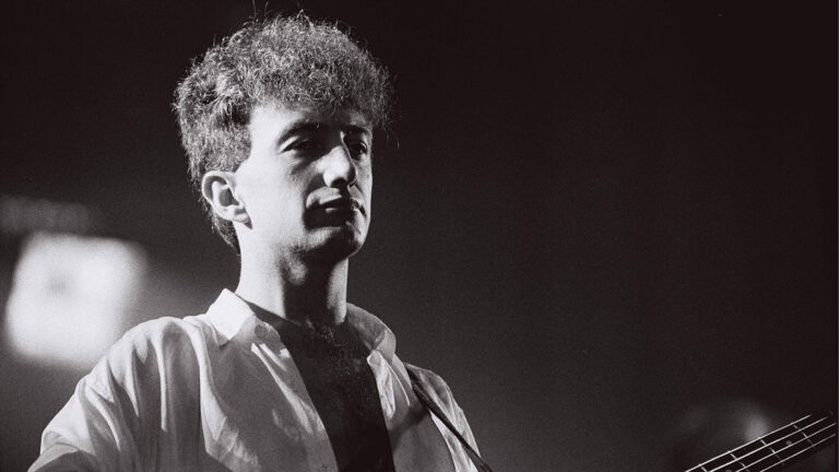 Das Vermögen von John Deacon: Ein genauerer Blick john deacon