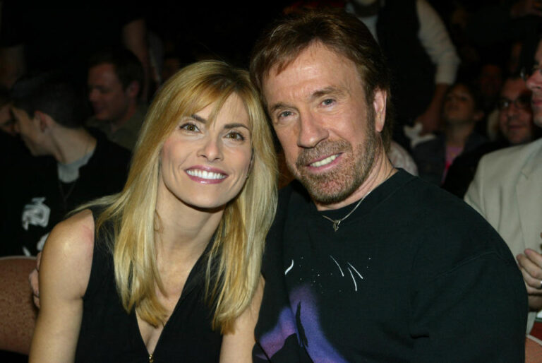 Gena O’Kelley: Die Frau hinter Chuck Norris gena o'kelley
